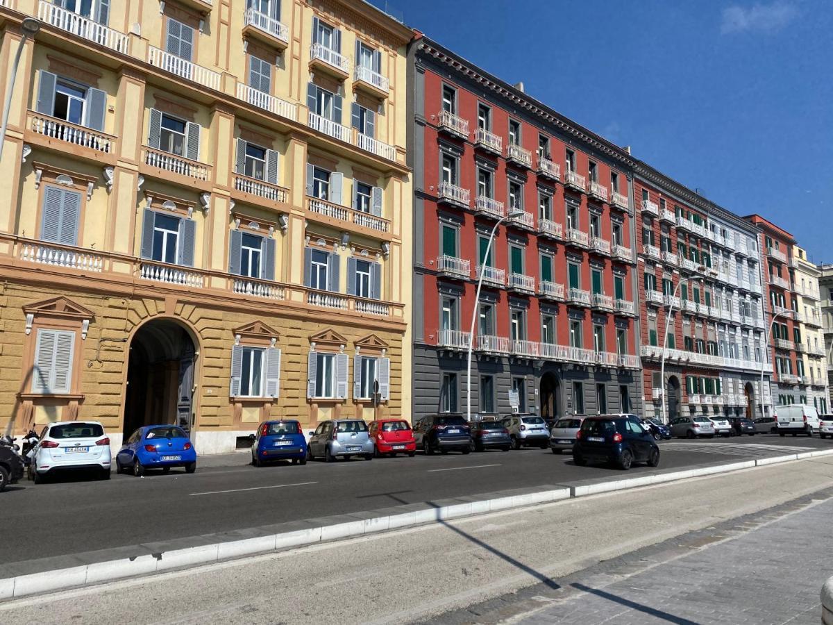 Maison Silvia Неаполь Экстерьер фото